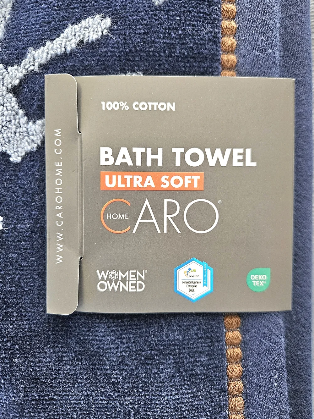 NWT CARO Reversible Horse Print Bath Towel Set – 2 Bath Towels & 2 Hand Towels